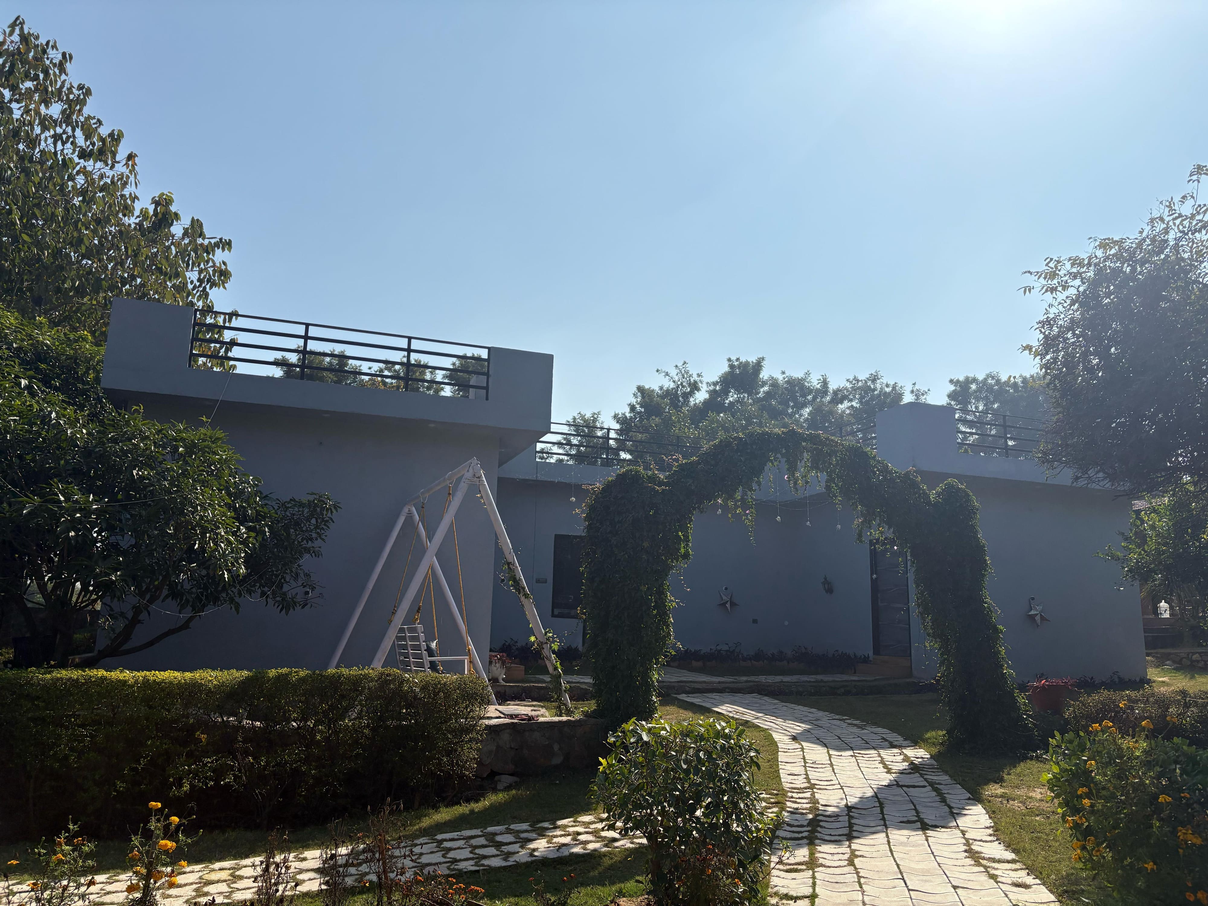 FS-9009 4BHK Farmhouse