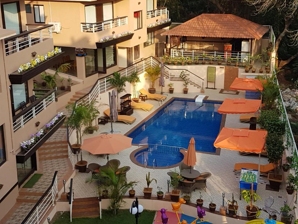 La Sunila Suites