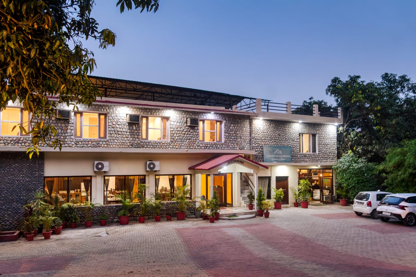 Corbett Aroma Havens Resort