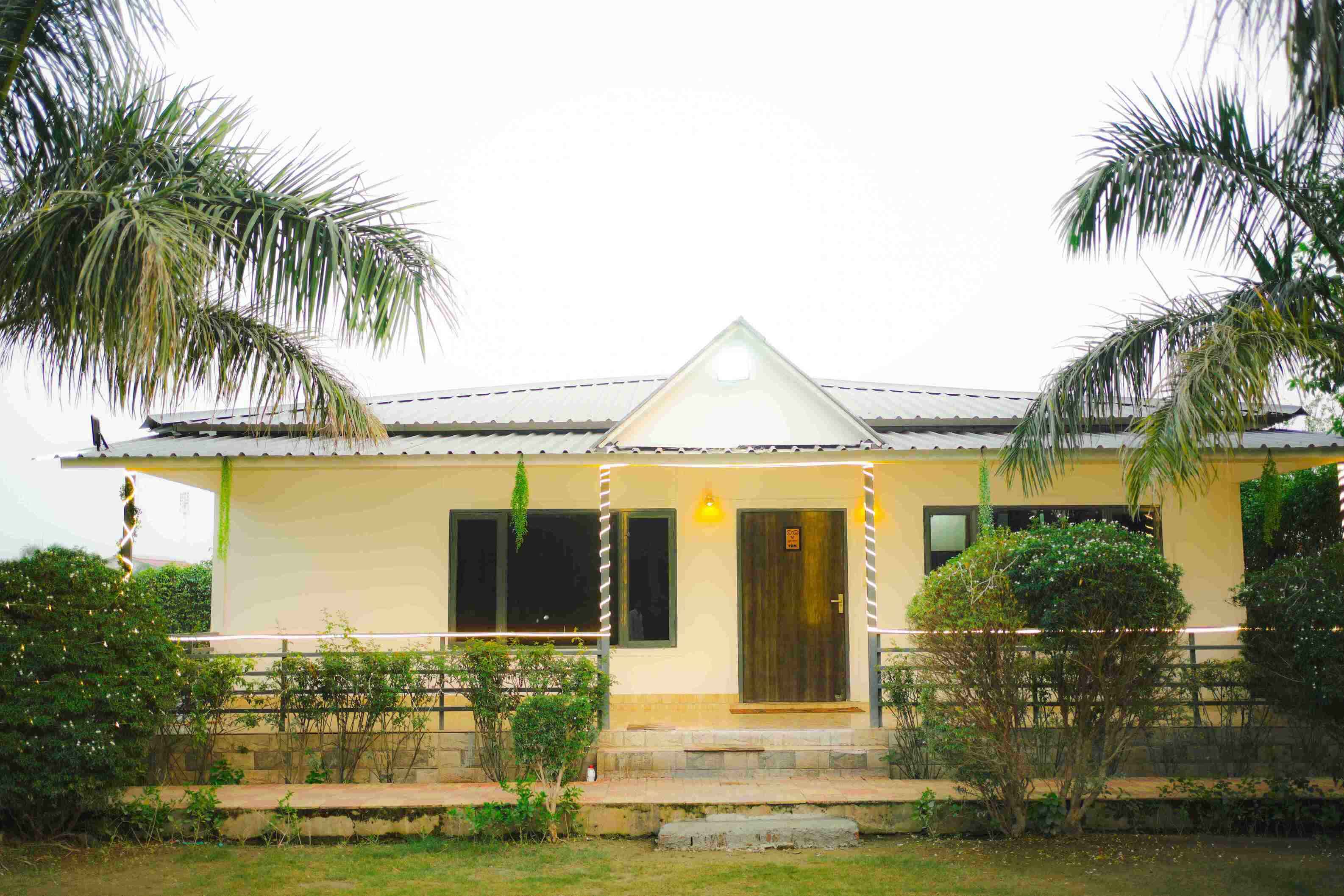 FS-8011 4BHK Farmhouse - Stays7