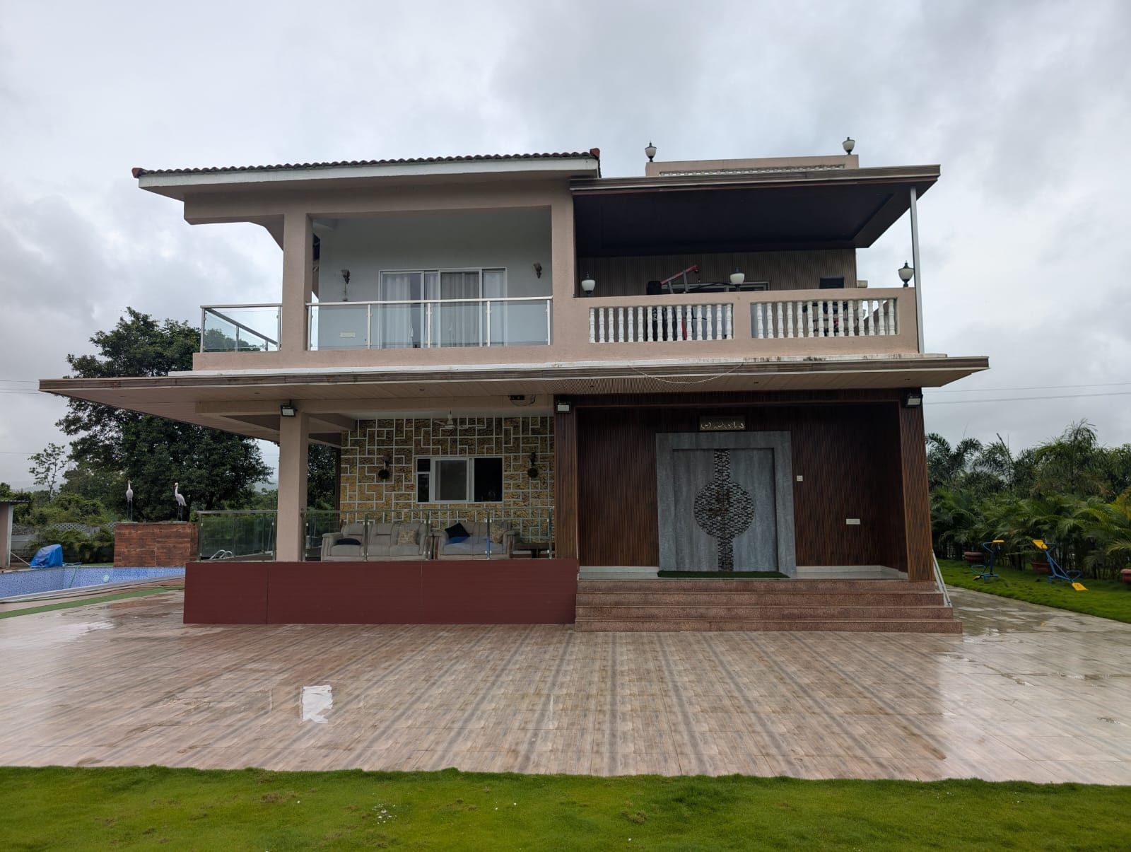 FS-10011 | 5BHK Luxury Farmhouse Stay & Party Venue by Stays7
